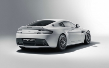  Aston Martin Vantage GT4   